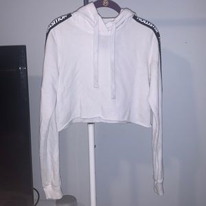 White Hollister hoodie/ crop top